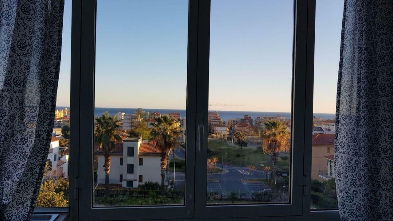 Very Cosy House With Fabulous Sea View! 피에트라리구레 외부 사진