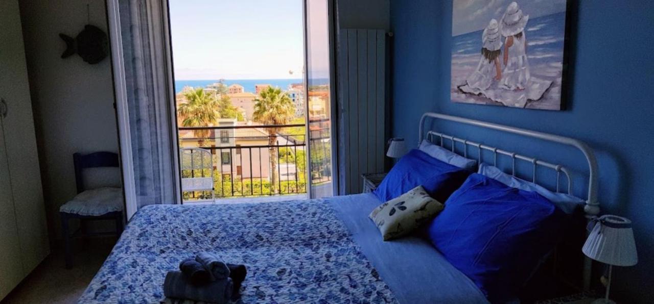 Very Cosy House With Fabulous Sea View! 피에트라리구레 외부 사진