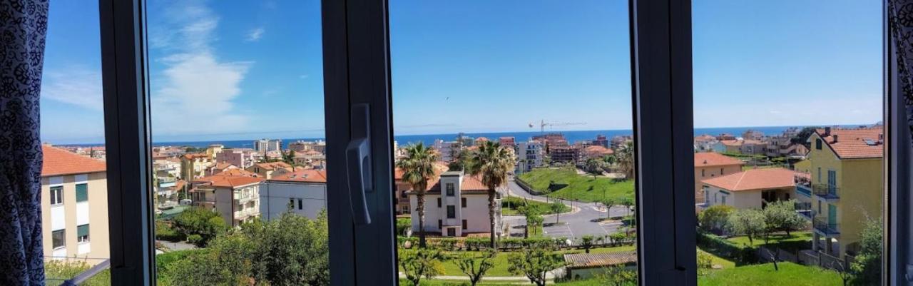 Very Cosy House With Fabulous Sea View! 피에트라리구레 외부 사진